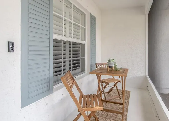11 Mins To Beach - 3Br W Private Pool + Grill