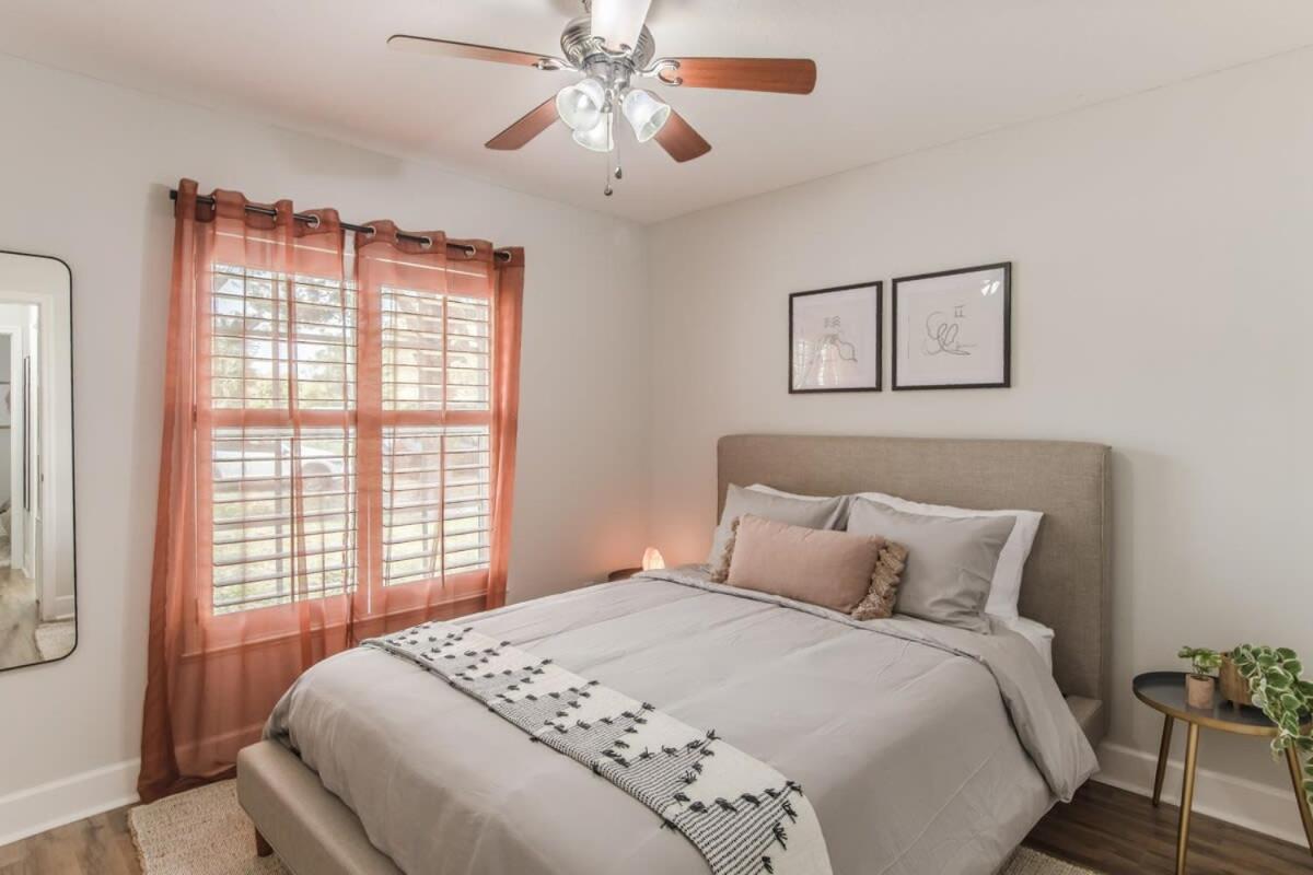 Holiday home 11 Mins To - 3br W Private Pool + Grill Vero Beach